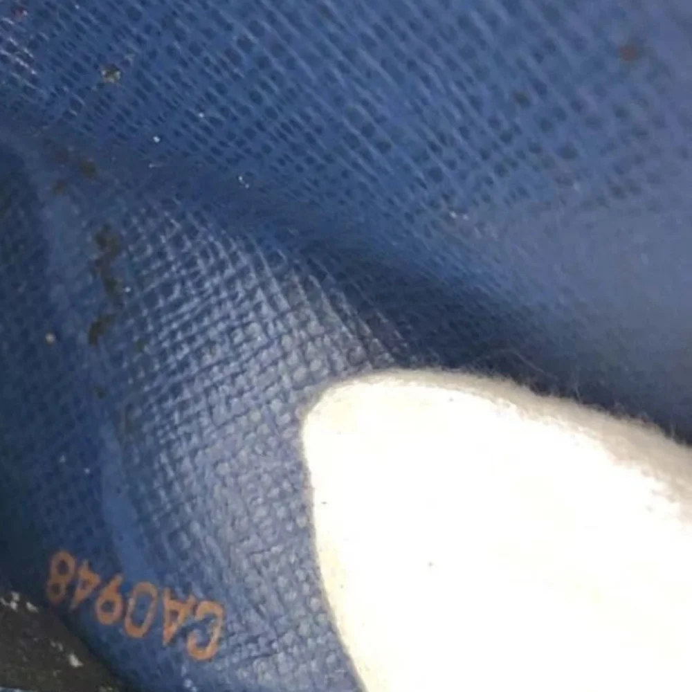 Louis Vuitton Epi Leather Blue Wallet - Picture 8 of 10